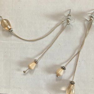 LOFT dangle earrings  - cream beads